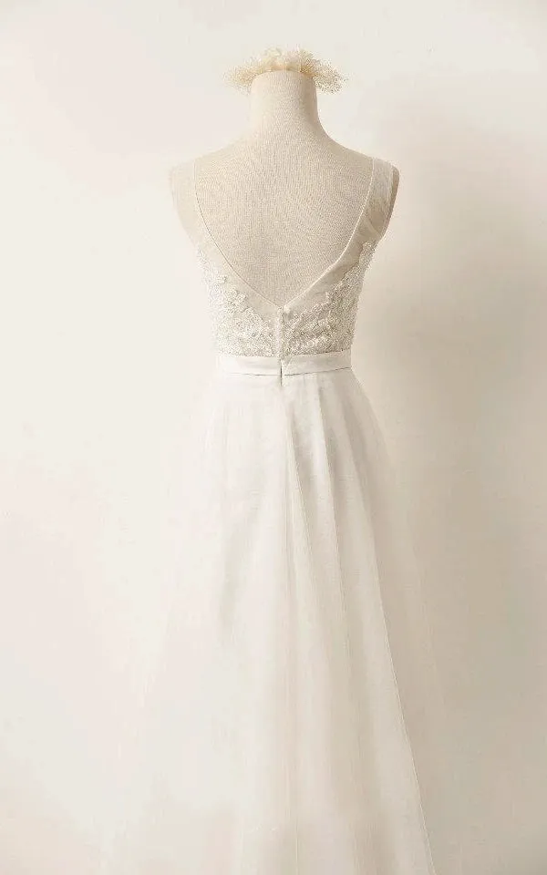 A-Line Tulle Lace V Neck Wedding Dress With Sweep Train