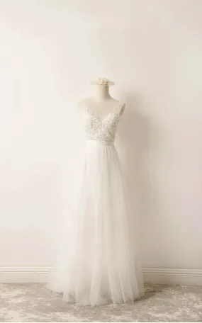 A-Line Tulle Lace V Neck Wedding Dress With Sweep Train