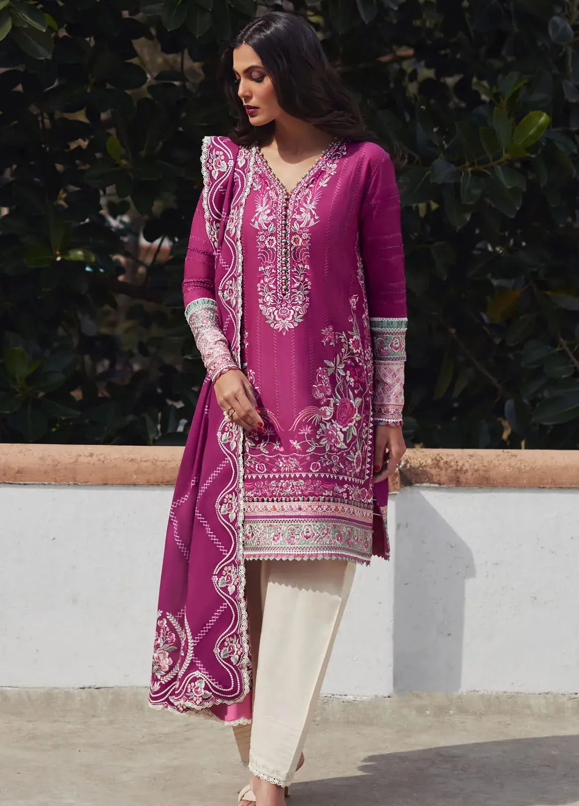 Elan Luxury Embroidered Lawn 3 Piece Unstitched Suit EL24LEL D-10A AIRA