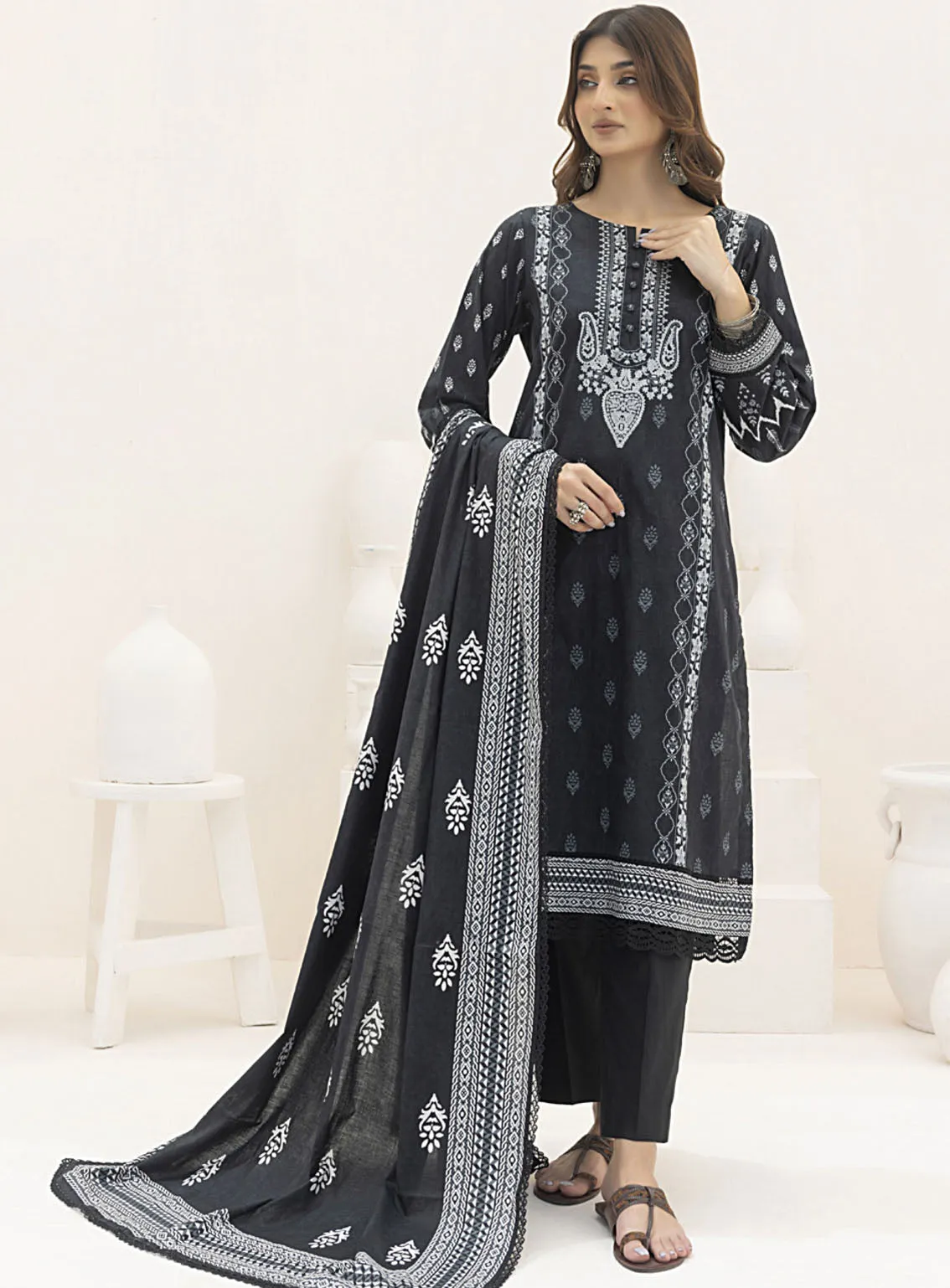 Monochrome By Alzohaib Digital Printed Lawn 3 Piece Unstitched Suit AZ24M MDL-09