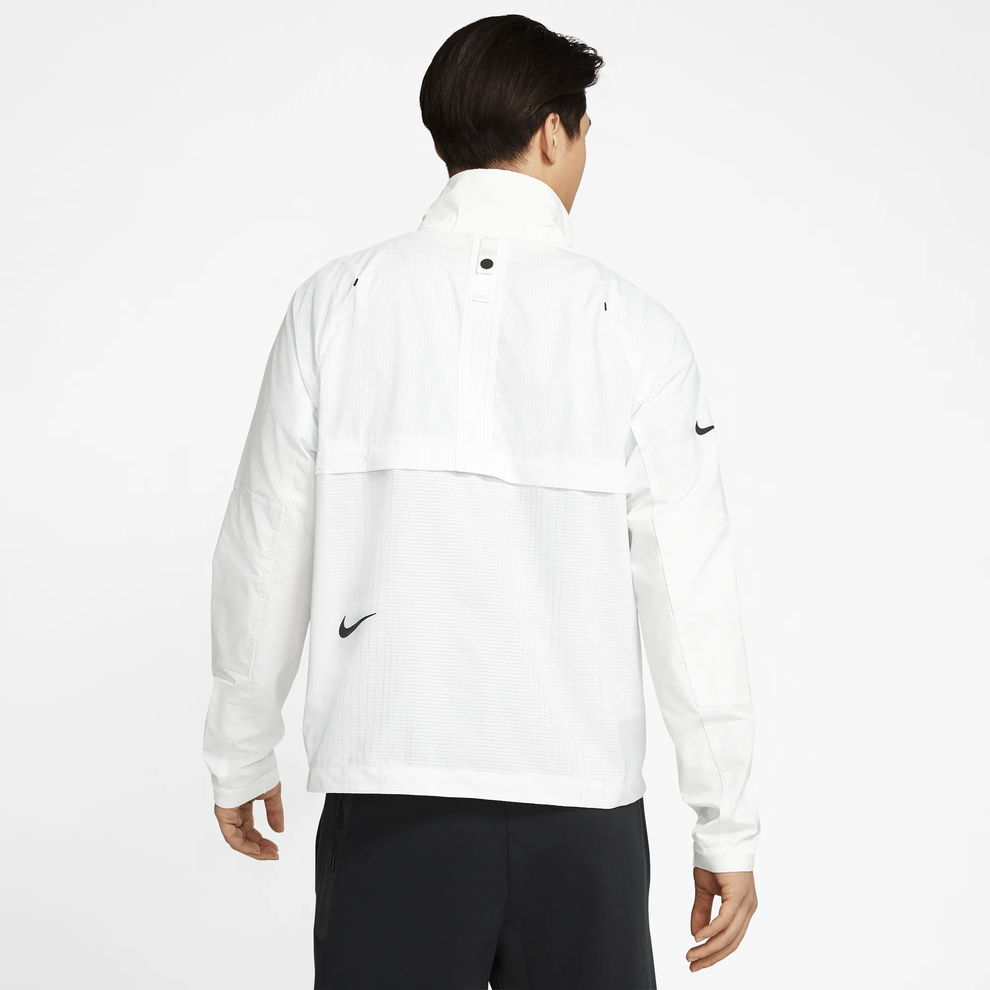 NIKE SPORTSWEAR TECH PACK