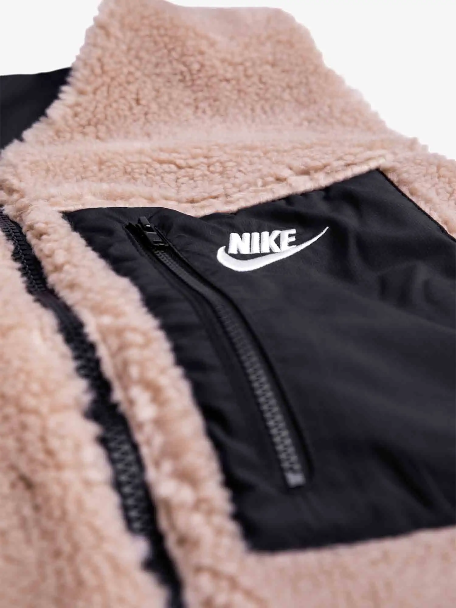 Nike Sportswear Winter Fleece Vest - Khaki / Black