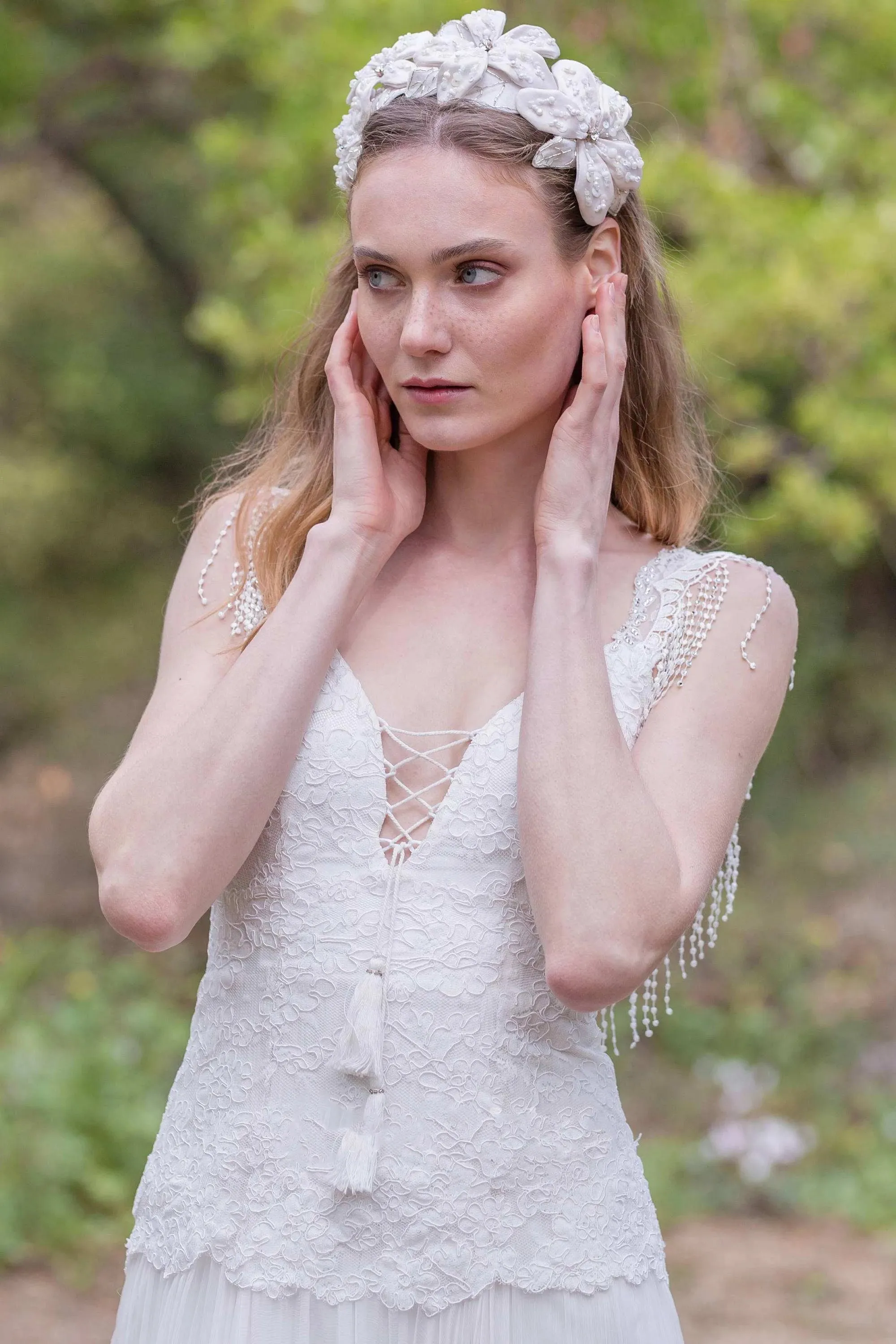 Plunged A-Line Pleated Wedding Dress With Appliques And Beading