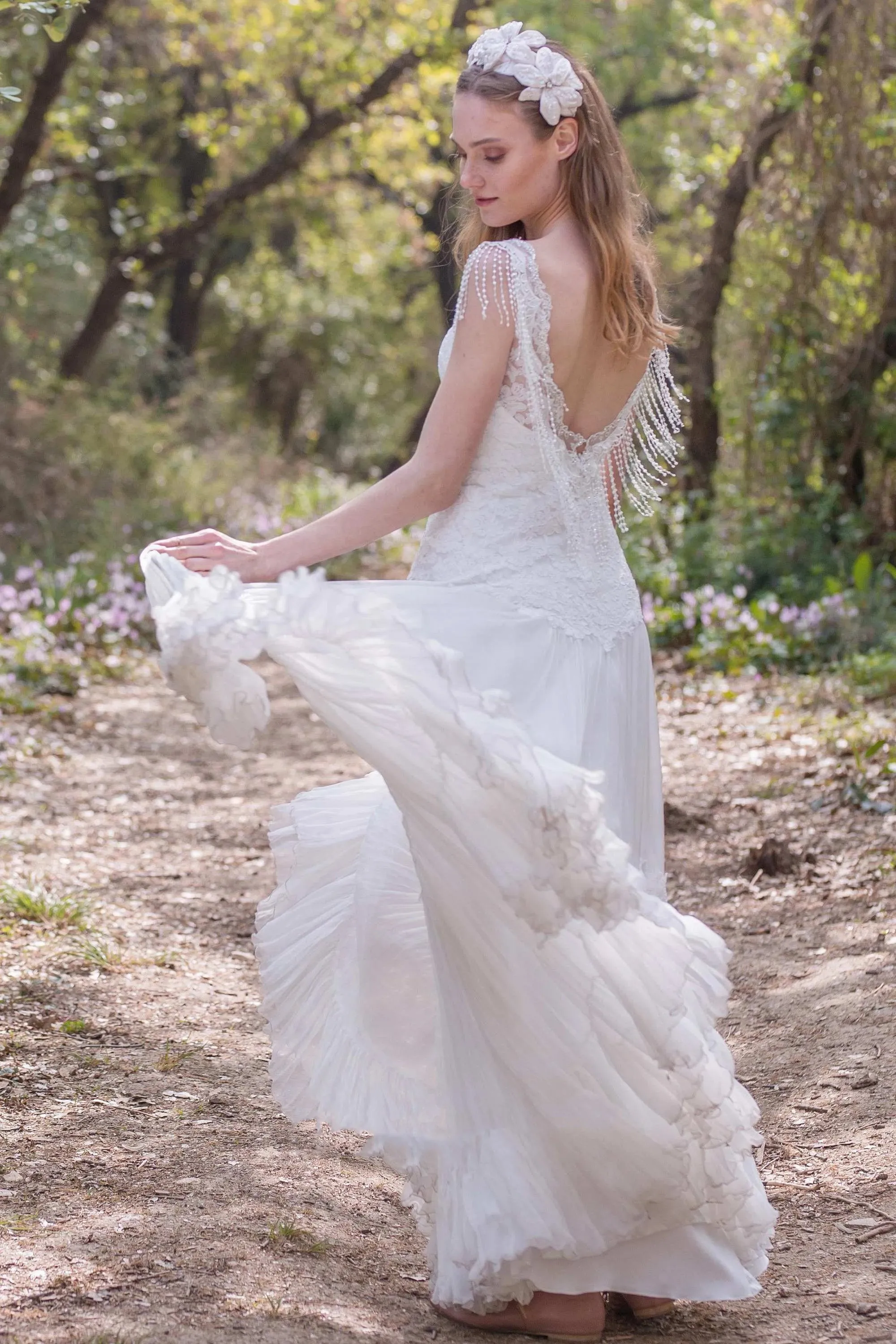 Plunged A-Line Pleated Wedding Dress With Appliques And Beading