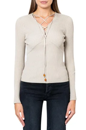 Ribbed top with criss-cross detail