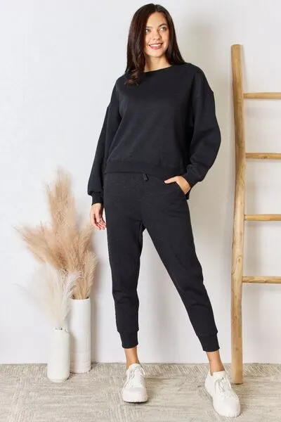 RISEN Soft Knit Drawstring Cropped Joggers